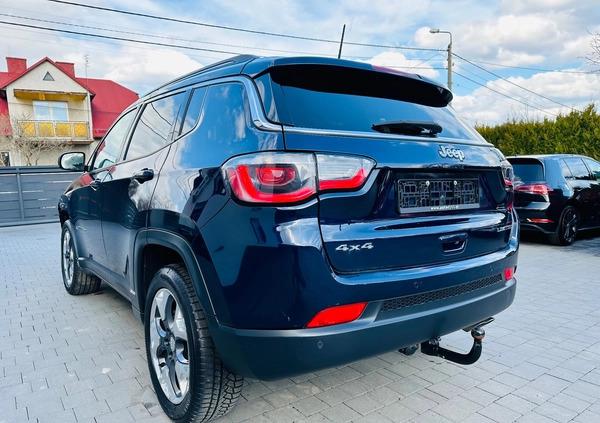 Jeep Compass cena 58500 przebieg: 119000, rok produkcji 2018 z Włoszczowa małe 742